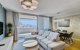 Luxury Apartment Sunset Zadar - With Garage And Balcony